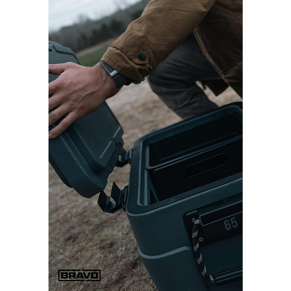 Rugged Road RR265GRAY Cooler 65 V2, Gray, 65 can + ice - image 3