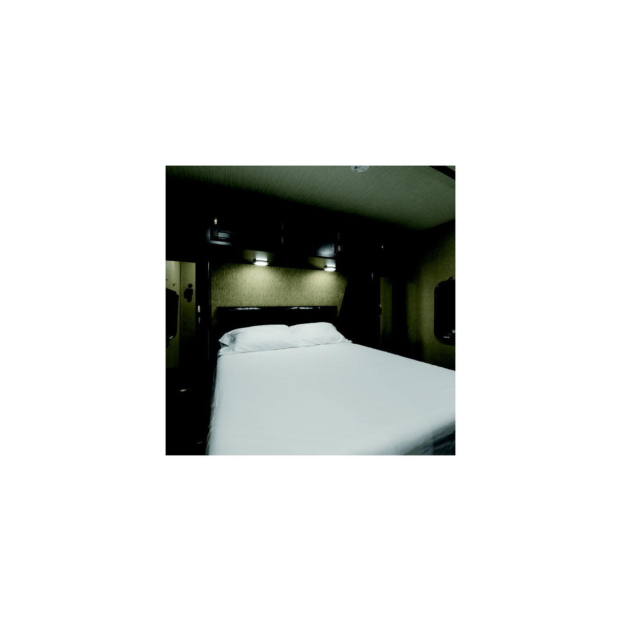 Lippert (Furniture) Thomas Payne 2020218491 Microfiber Sheet Set, White, Queen - 2020218491 - official Lippert (Furniture) product image 3