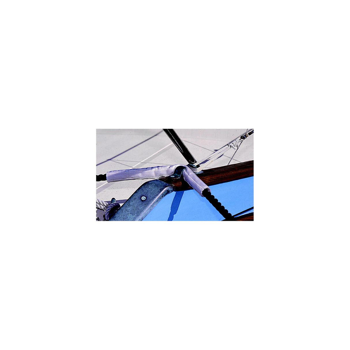 Davis Removable Chafe Guards - White (Pair) [395] - official Davis Instruments product image 2