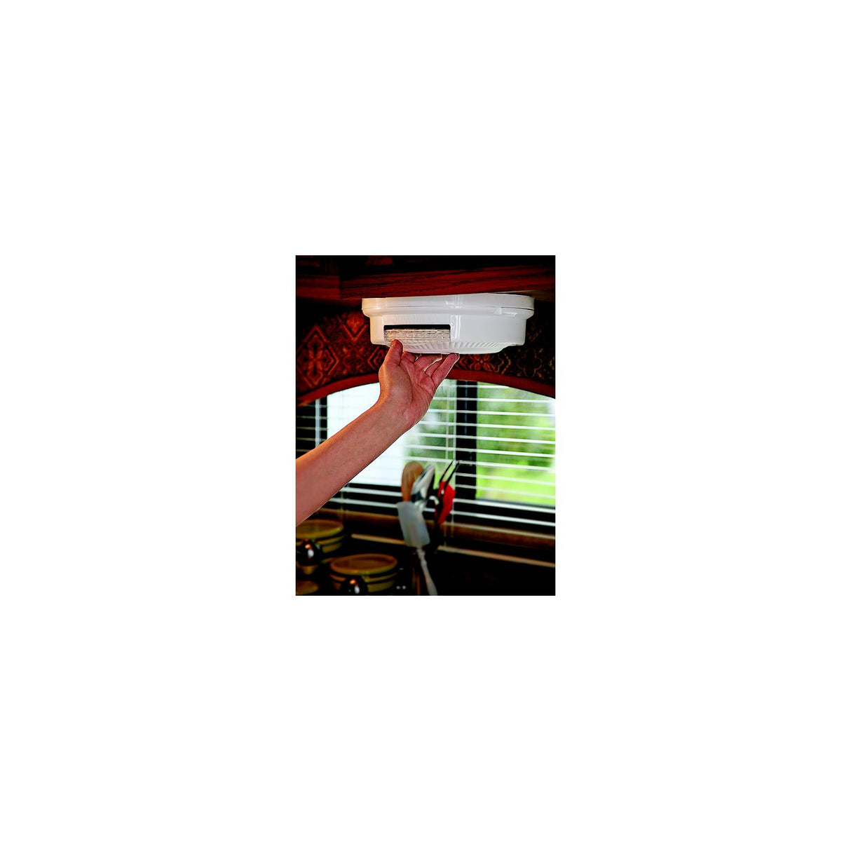 Camco Pop-A-Plate® - 57001 - image 1