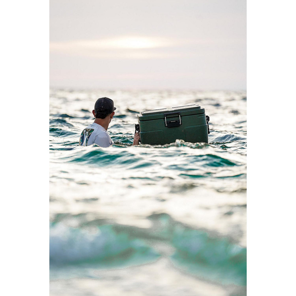 Rugged Road RR265GREEN Cooler 65 V2, Green, 65 cans + ice - image 3
